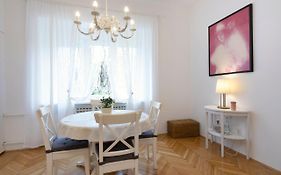 Vedrana-Near Centre And Free Garage, Electricity For Electric Cars